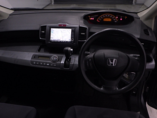 HONDA FREED 2009