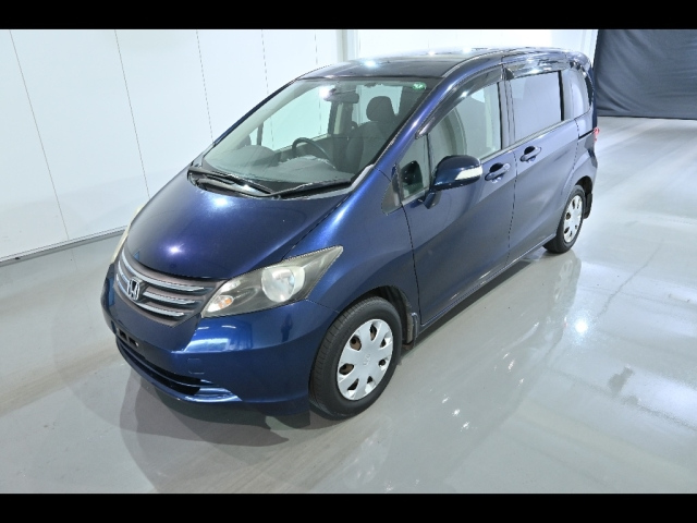 HONDA FREED 2010