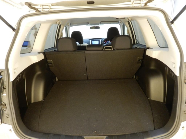 SUBARU FORESTER 2010