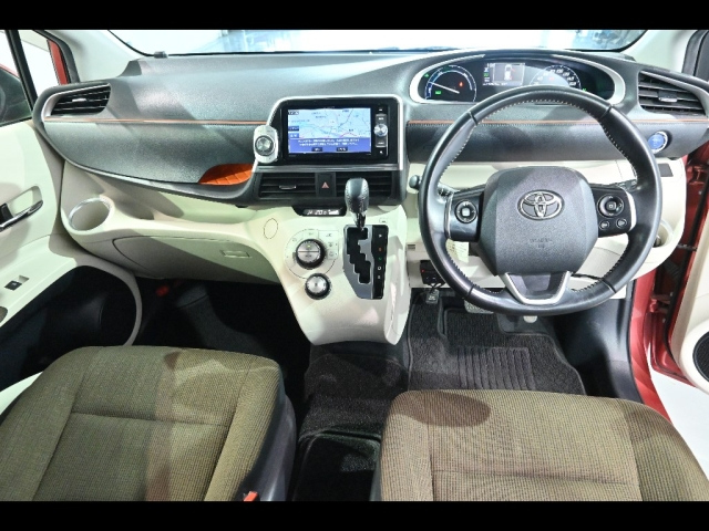 TOYOTA SIENTA 2016