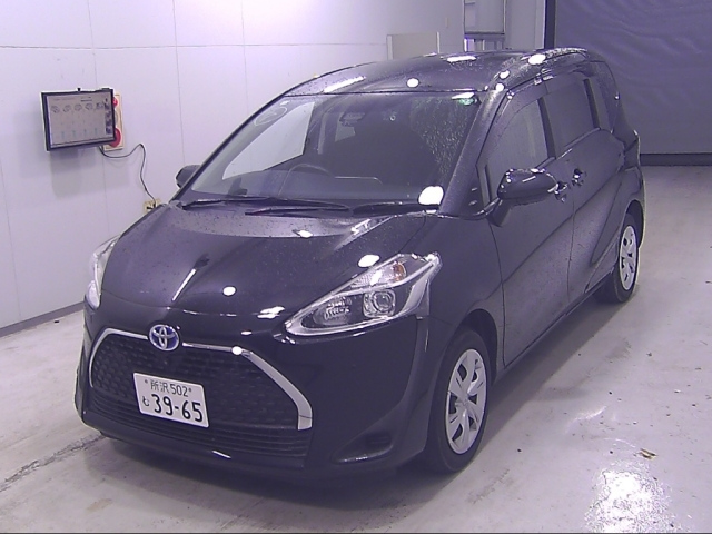 TOYOTA SIENTA 2021