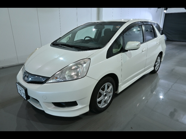 HONDA FIT SHUTTLE 2011