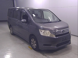 HONDA STEP WAGON 2011