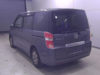 HONDA STEP WAGON 2011