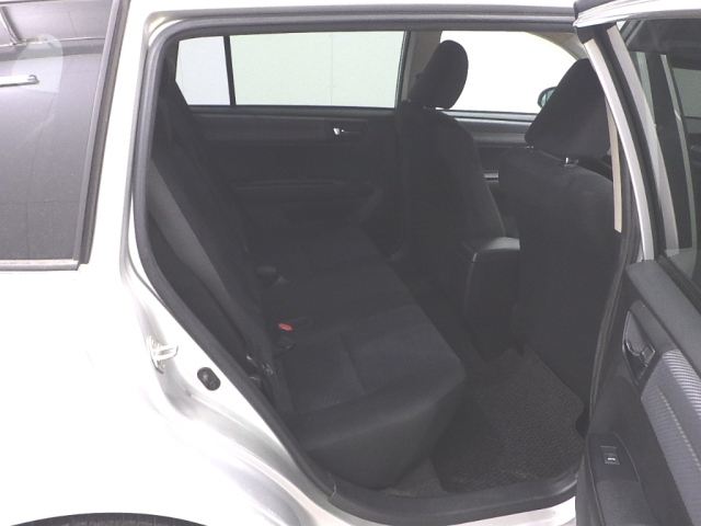 TOYOTA COROLLA FIELDER 2012