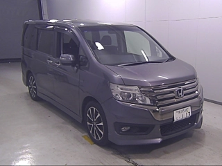 HONDA STEP WAGON 2013
