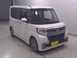 DAIHATSU TANTO 2018