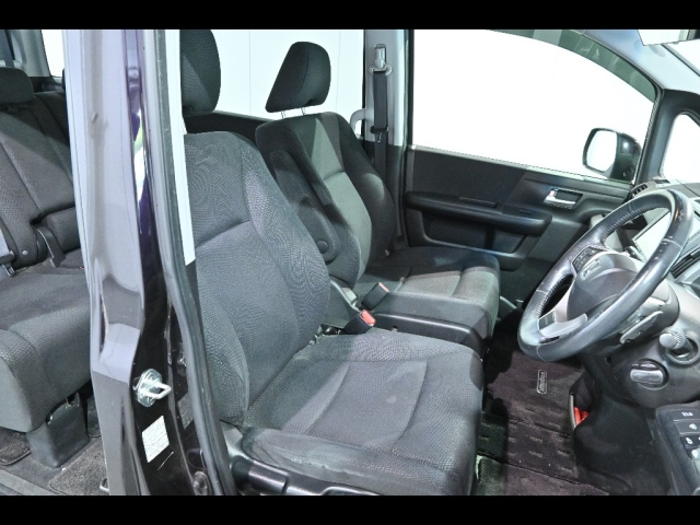 HONDA STEP WAGON 2013