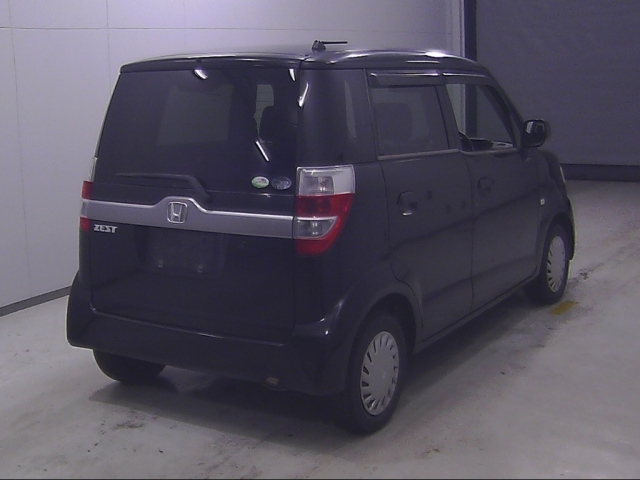 HONDA ZEST 2010