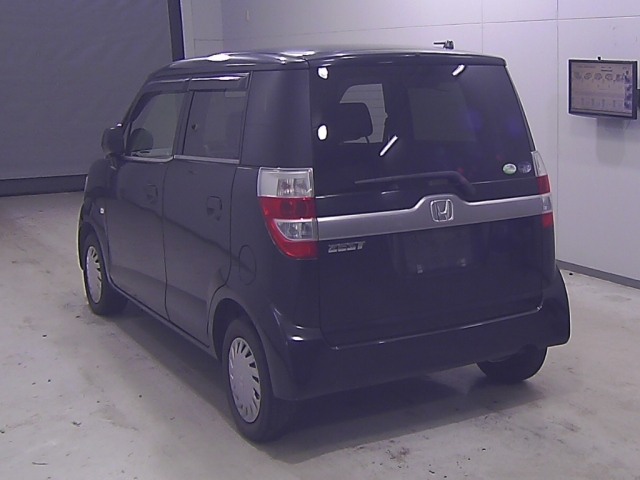 HONDA ZEST 2010
