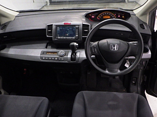 HONDA FREED 2009