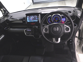 HONDA N BOX 2015