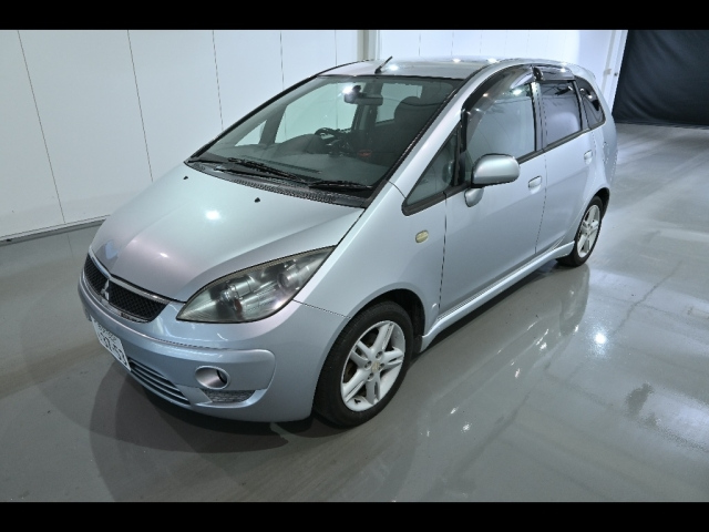 MITSUBISHI COLT PLUS 2009