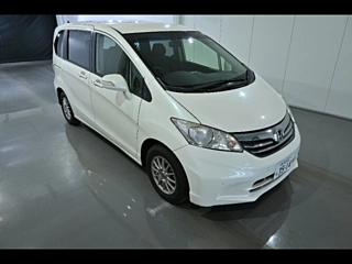 HONDA FREED 2013