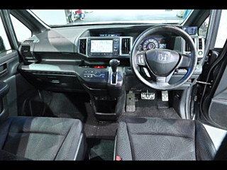 HONDA STEP WAGON 2009