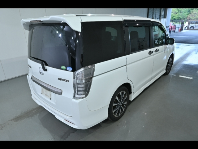 HONDA STEP WAGON 2012