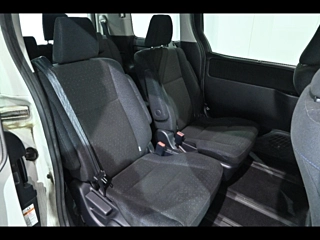TOYOTA VOXY 2014