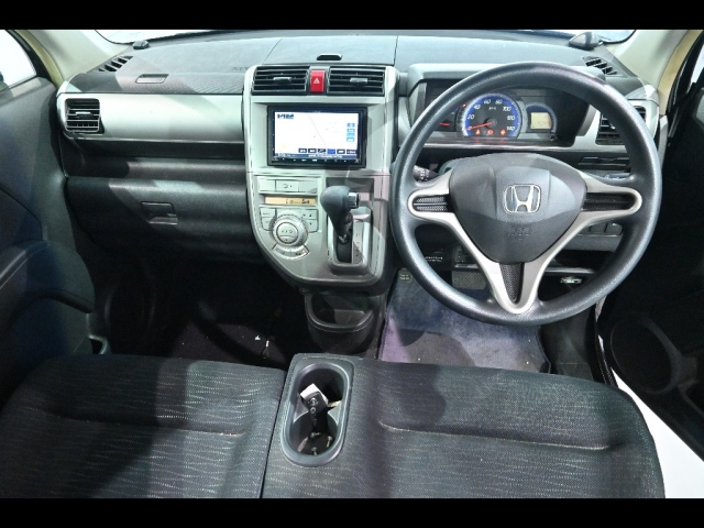 HONDA ZEST 2010