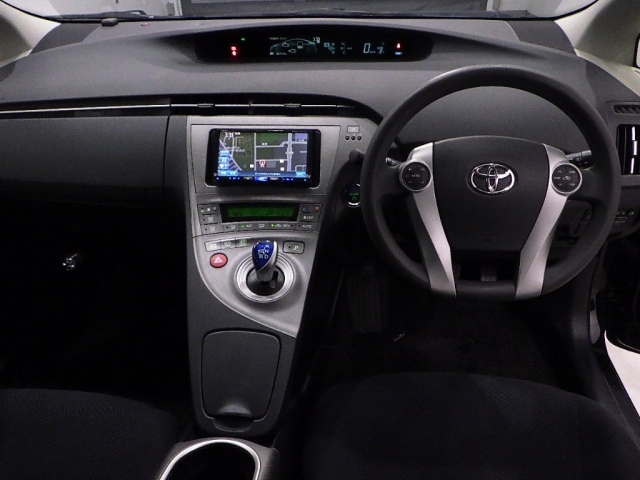 TOYOTA PRIUS 2012
