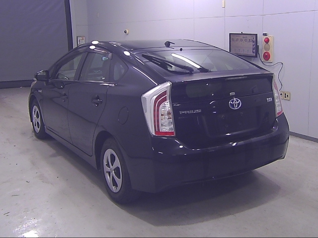 TOYOTA PRIUS 2012