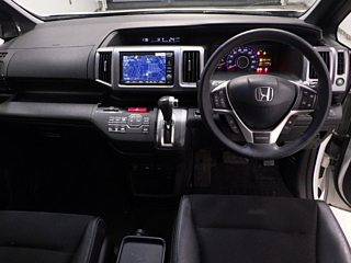 HONDA STEP WAGON 2012