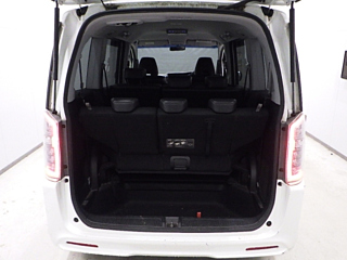 HONDA STEP WAGON 2012