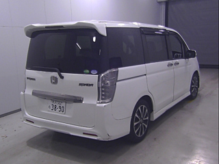 HONDA STEP WAGON 2012