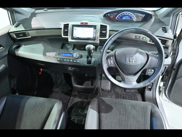 HONDA FREED 2015