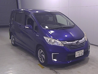 HONDA FREED 2015