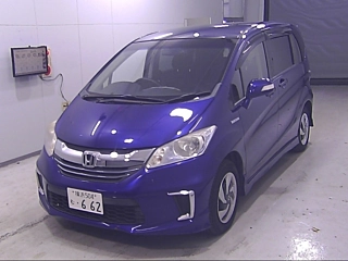 HONDA FREED 2015