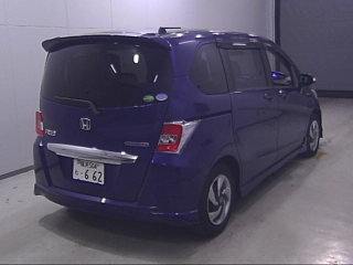 HONDA FREED 2015