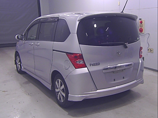 HONDA FREED 2008