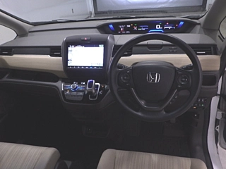 HONDA FREED 2019