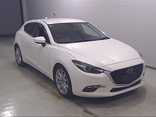 MAZDA AXELA 2016