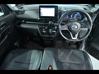 NISSAN ROOX 2022