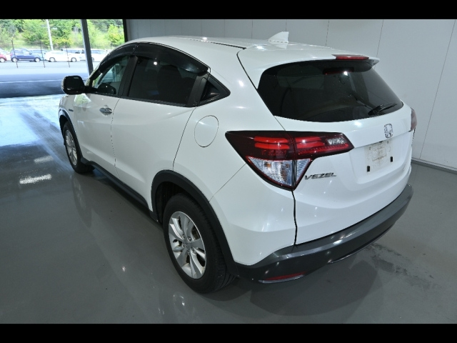 HONDA VEZEL 2015