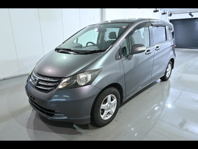 HONDA FREED 2010