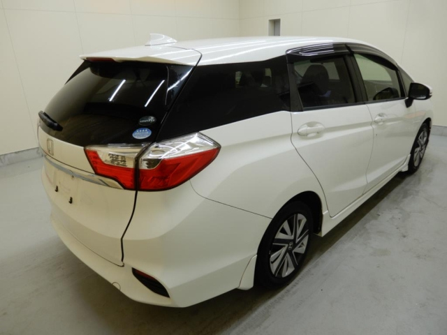 HONDA SHUTTLE 2016
