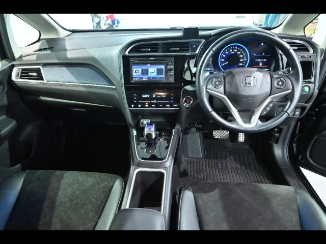 HONDA SHUTTLE 2016