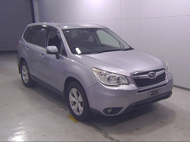 SUBARU FORESTER 2014