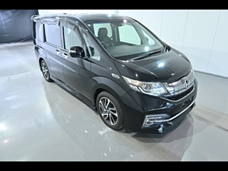 HONDA STEP WAGON 2017