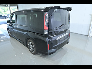 HONDA STEP WAGON 2017