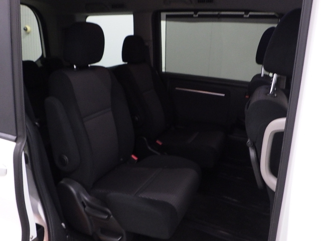 HONDA STEP WAGON 2016