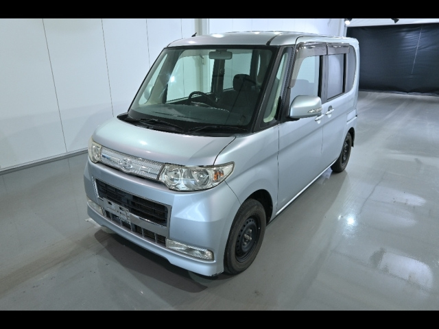 DAIHATSU TANTO 2008