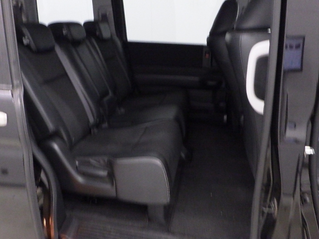 HONDA STEP WAGON 2012