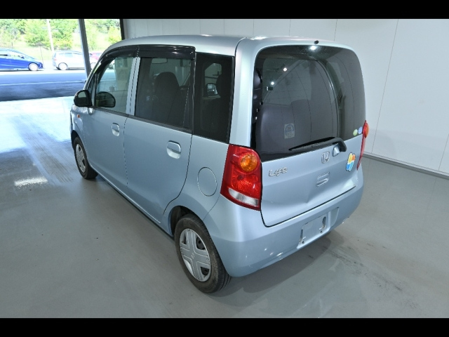 HONDA LIFE 2010