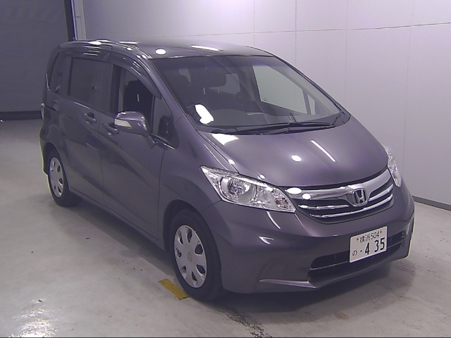 HONDA FREED 2013
