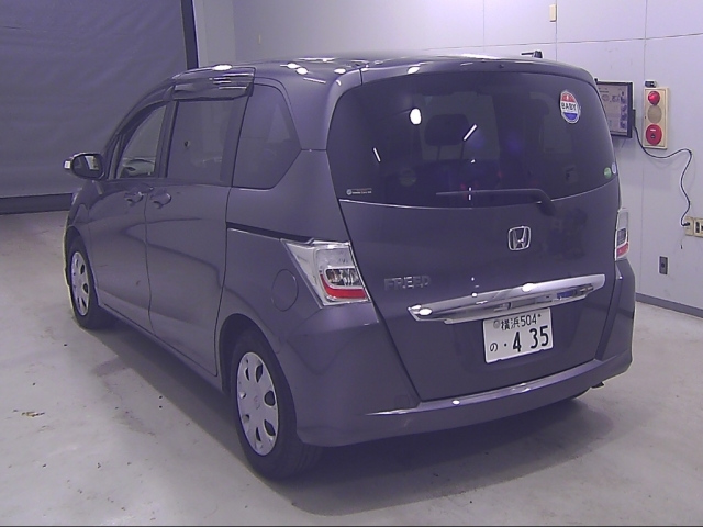 HONDA FREED 2013