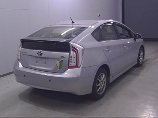 TOYOTA PRIUS 2012