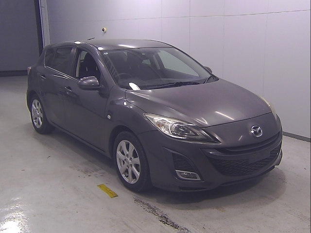 MAZDA AXELA 2010
